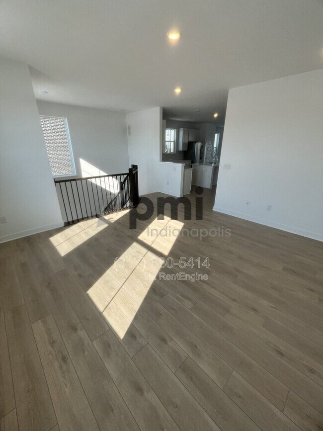 Building Photo - 4895 Gilet Dr