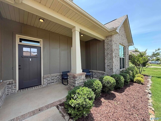 Building Photo - 12804 Hudbug Dr