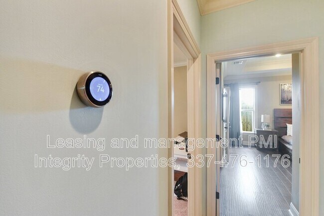 Building Photo - 308 Overbrook Dr