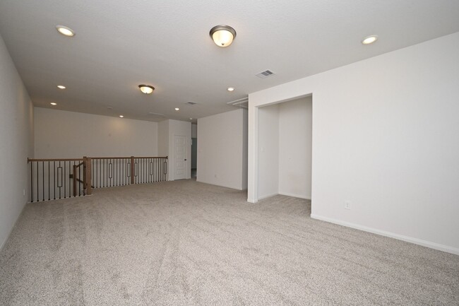 Building Photo - 4112 Farm Holw St