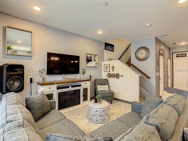 Building Photo - 2475 Fassona Dr