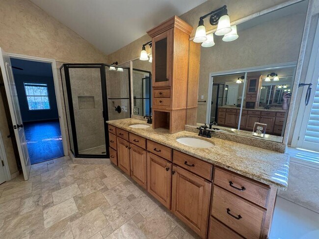 Building Photo - 9101 Middlebie Dr