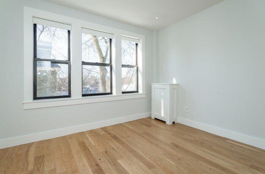 Building Photo - 12 Elko St