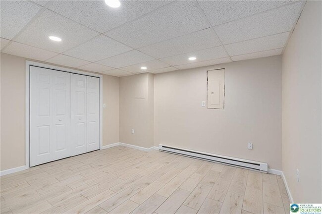 Building Photo - 273 Four Seasons Dr