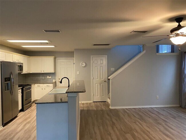 Building Photo - 38 Musgrove Pl