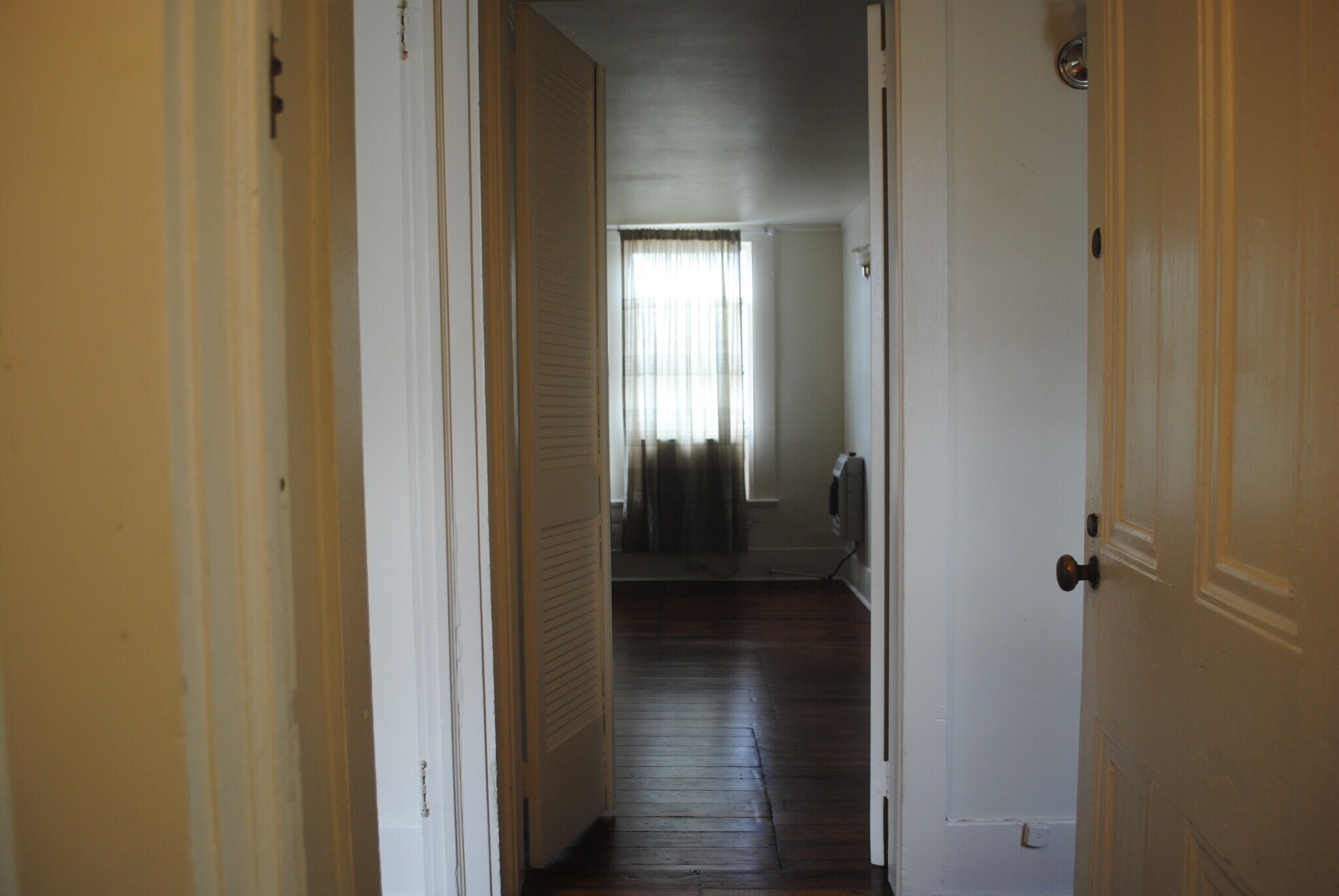 Building Photo - 1618 3rd St
