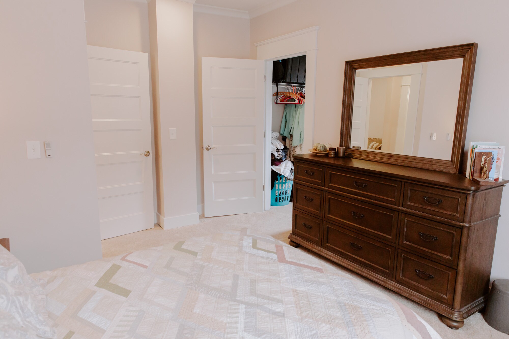 Bedroom &amp; Walk-in Closet - 4757 36th Ave S