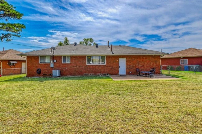 Building Photo - 217 Byrd Dr