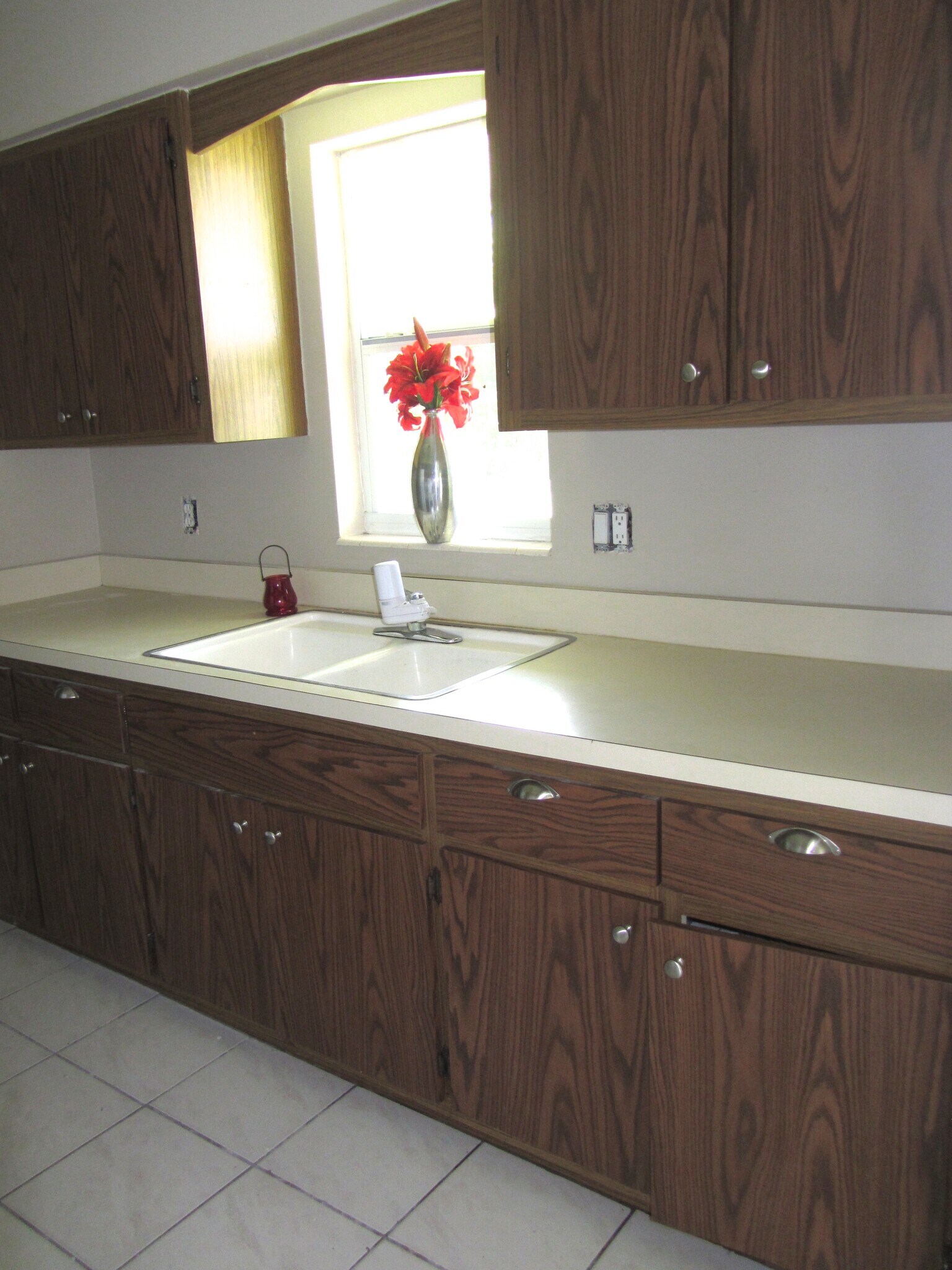 Building Photo - 408 Morgan Cir S