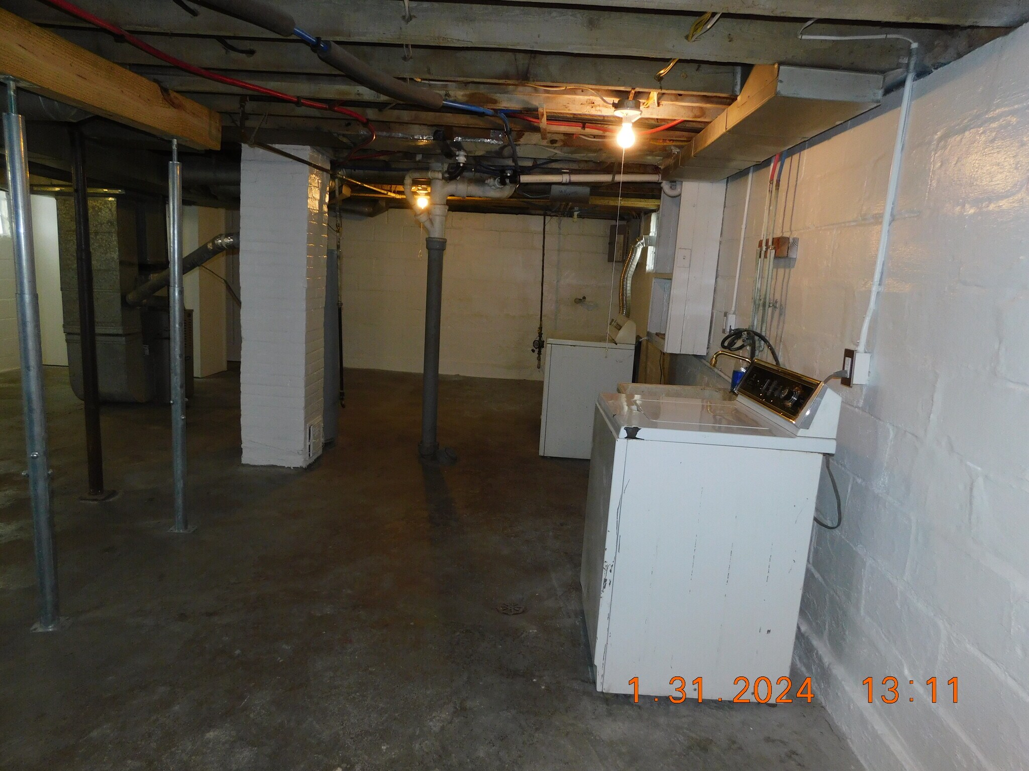 Building Photo - 101 Poplar Ave