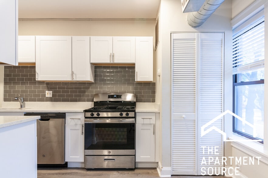 Building Photo - 1253 W Henderson St