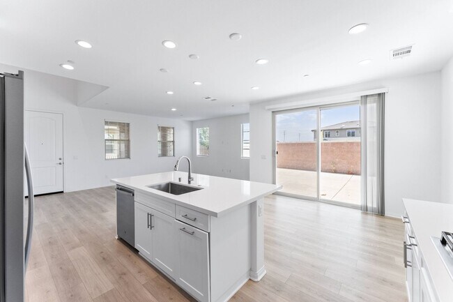 Building Photo - 16616 Strategy Pl