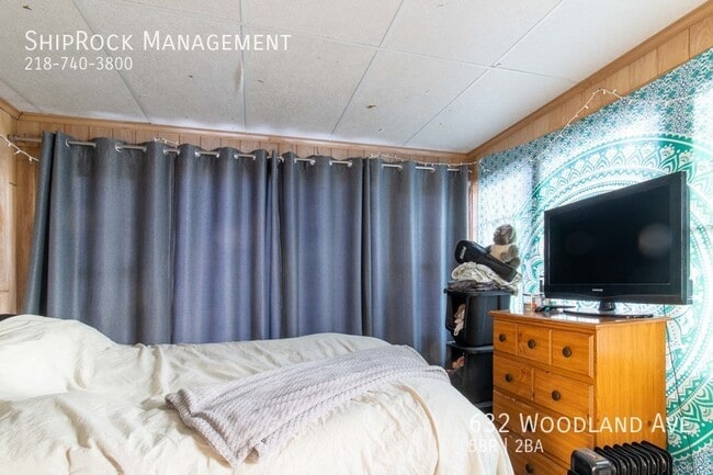 Building Photo - 632 Woodland Ave