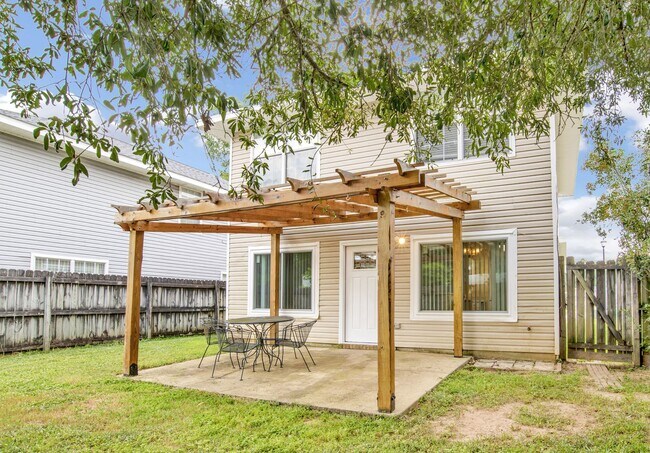 Building Photo - 3 Bed 2 Bath Home in Milton FL