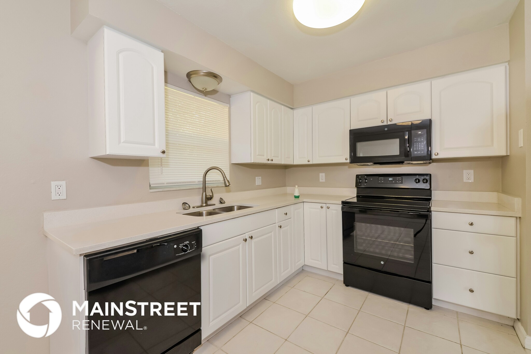 Building Photo - 2006 4th Ave W