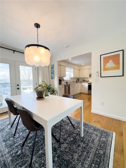 Building Photo - 14 Pocahontas Dr