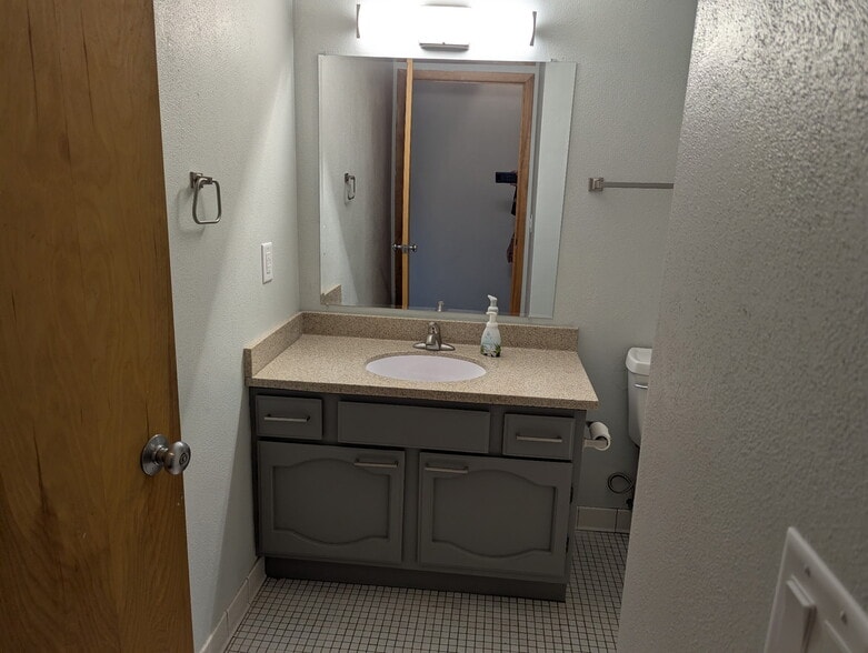 Building Photo - 222 Jay St