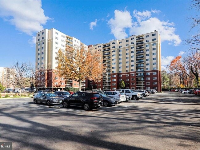 Primary Photo - Welcome to Takoma Overlook! Furnished 1br ...