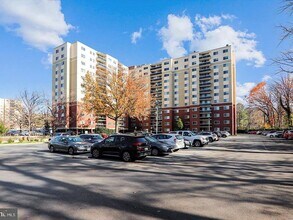 Building Photo - Welcome to Takoma Overlook! Furnished 1br 1ba condo