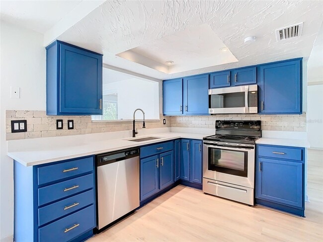 Building Photo - 12701 Cornell Ct