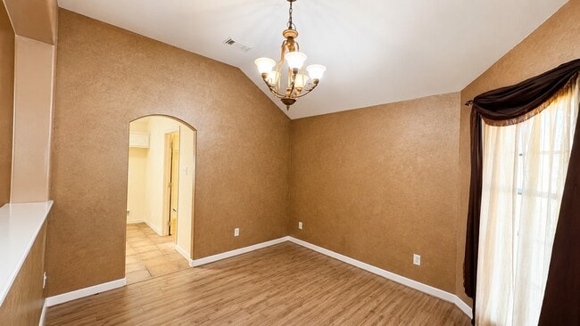 Building Photo - 12918 Stratford Mill Ln