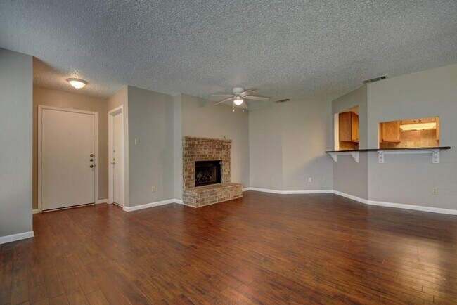 Building Photo - 9204 Sedgemoor Trail