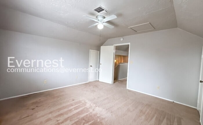 Building Photo - 3615 Country Rd