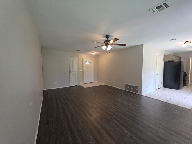Building Photo - 38 Burnett Cir