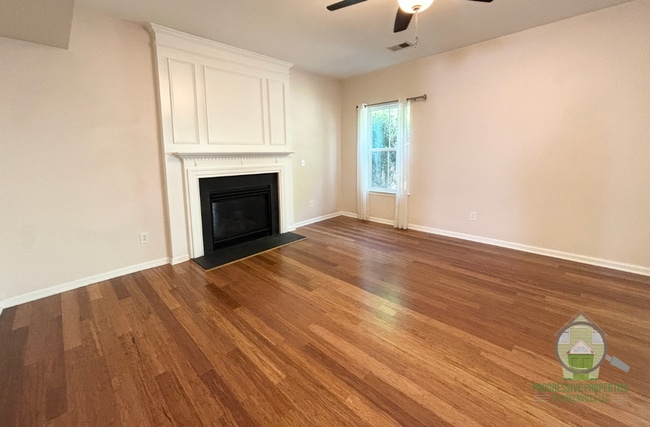 Building Photo - 253 Barbours Lane