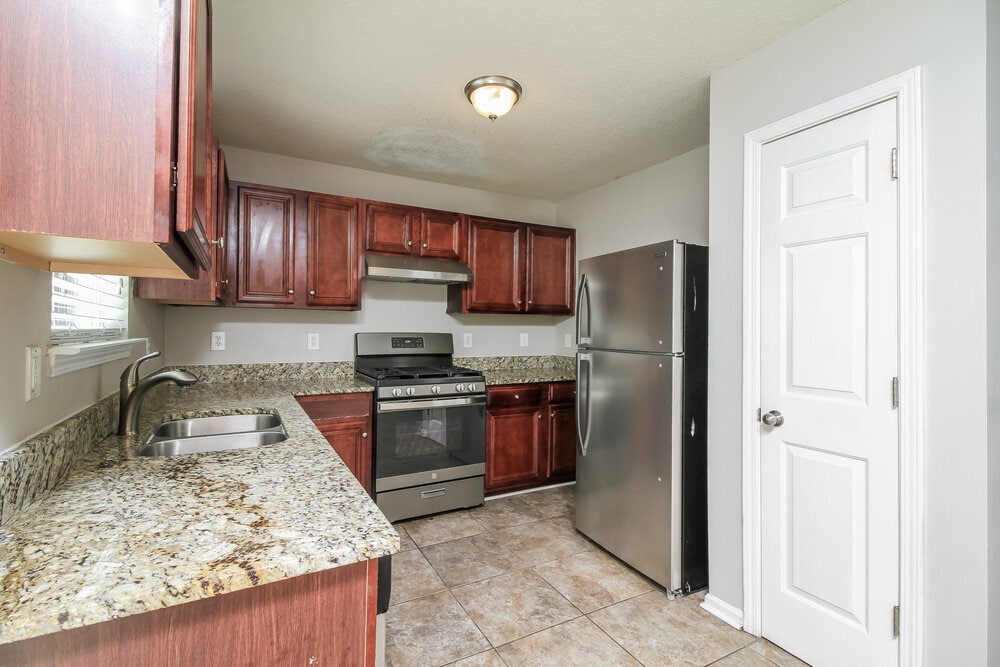 Building Photo - 465 Marriott Dr