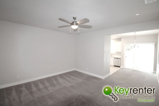 Building Photo - 3234 Sher Ct