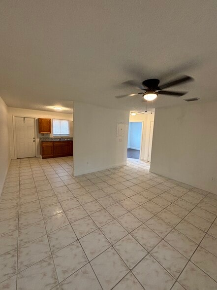 Livingroom - 156 W 14th St