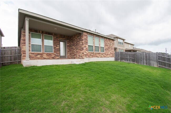 Building Photo - 250 Sugar Cane Rd