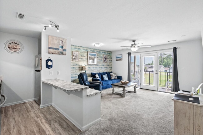 Building Photo - 215 Double Eagle Dr