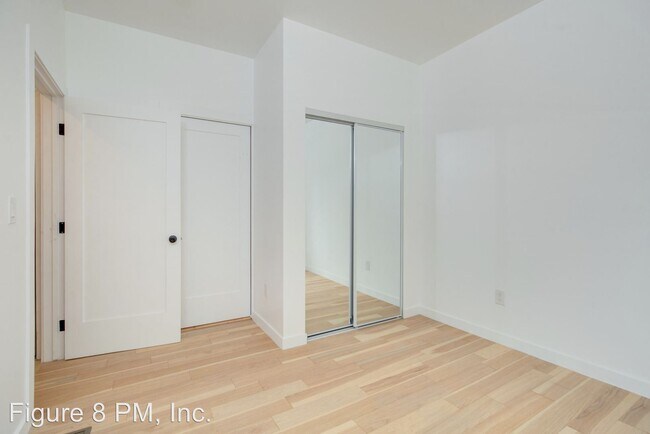 Building Photo - 1127 N Westmoreland Ave