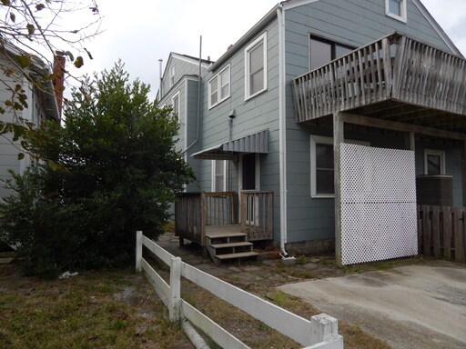 Primary Photo - 24 W Greensboro St