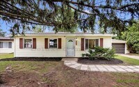 Building Photo - Newly Remodeled 3 Bedroom Kentwood Home! S...