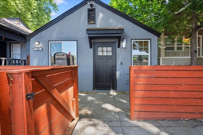 Building Photo - 1307 W St