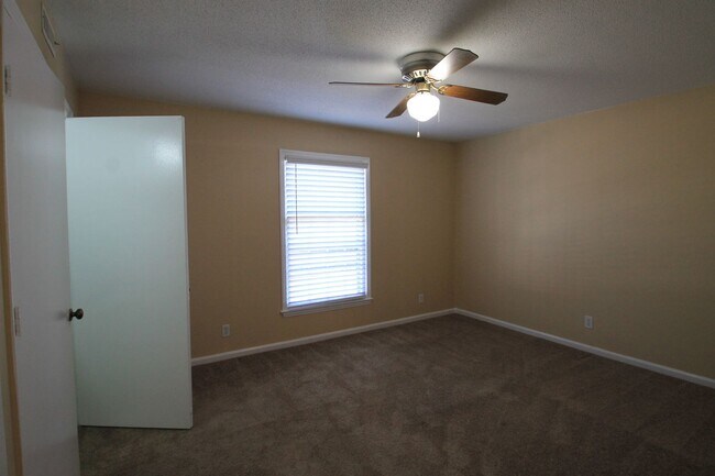Building Photo - Exclusively Offered by Muse Realty, LLC