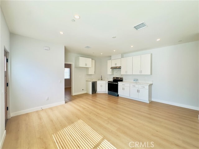 Building Photo - 17522 Lemay St