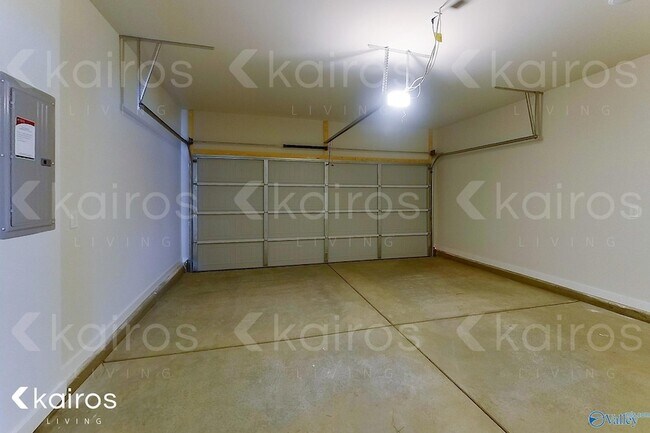 Building Photo - 6408 Upchurch Dr