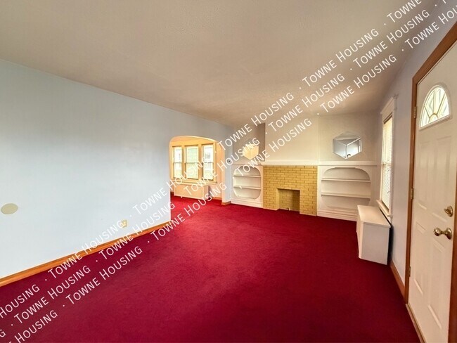 Building Photo - 144 Lovering Ave