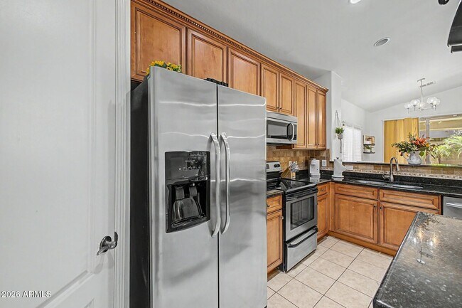 Building Photo - 731 W Mesquite Tree Ln