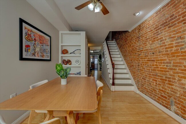 Building Photo - 1435 Covington St