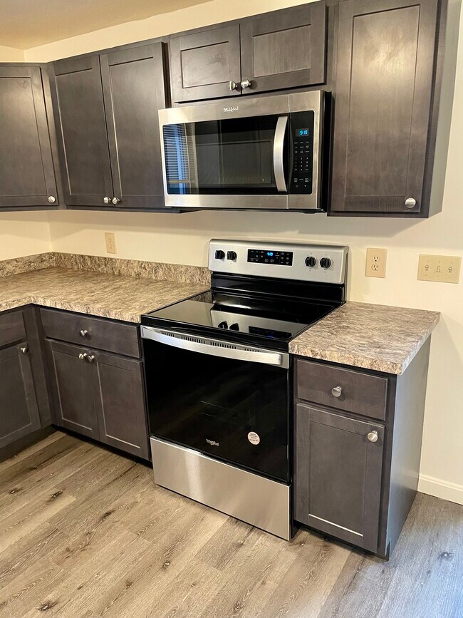 Riverview Apartments 174 Providence Rd Grafton MA 01519 Apartment