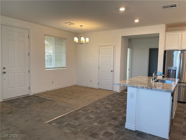 Building Photo - 20 Barbara Ln