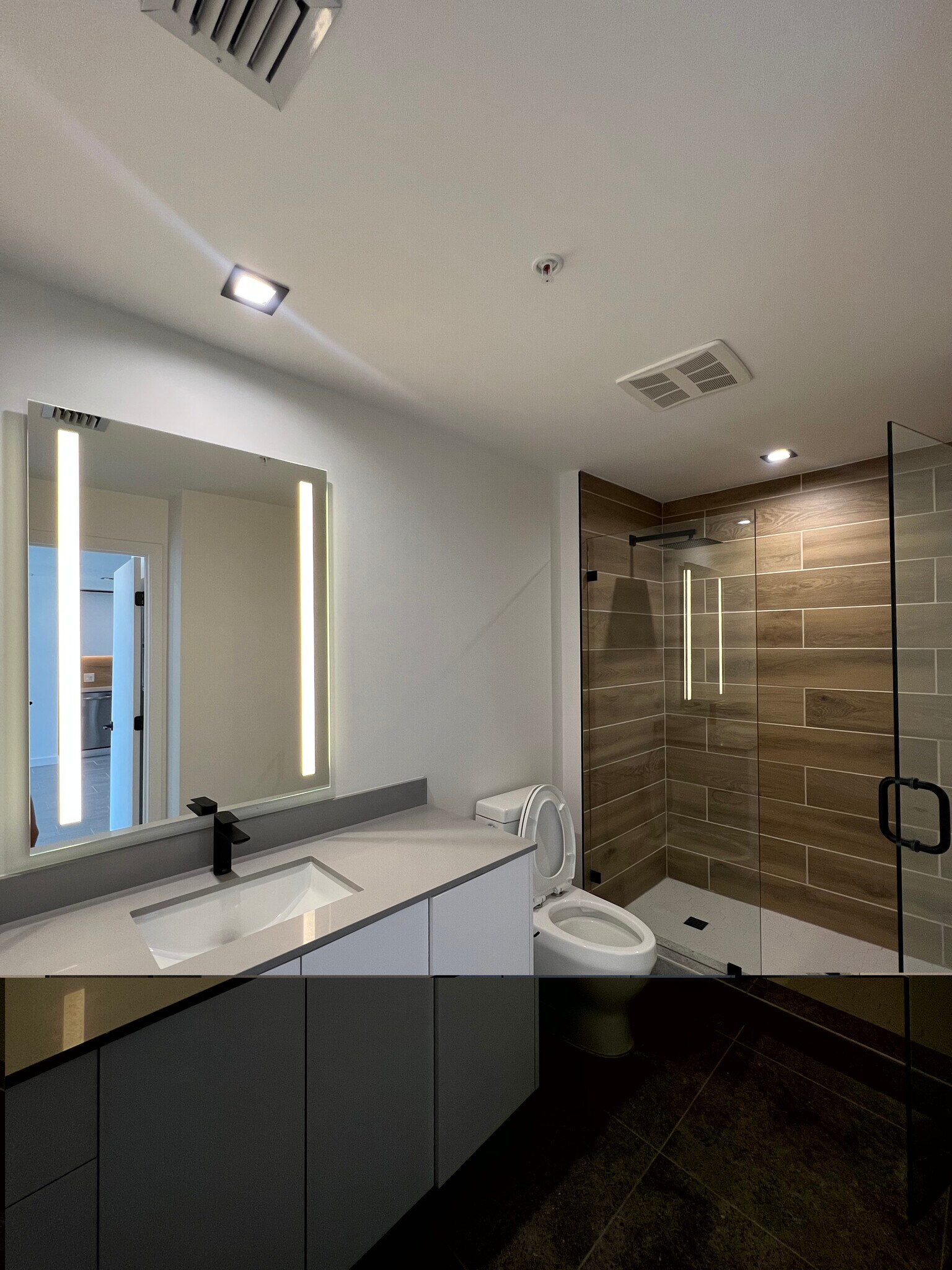 Building Photo - 108 NW 27th St