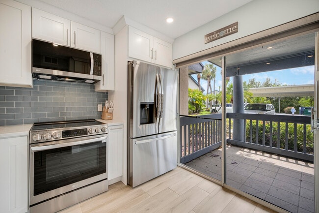 Building Photo - 1637 NE Nautical Pl