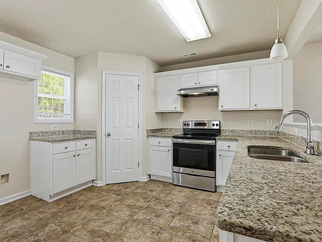 Building Photo - Earn Wealth While Leasing - Like a Homeowner - Lease to Own