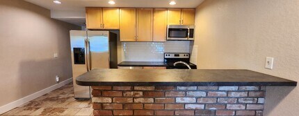 Building Photo - Columbine1104 (DK-KS)